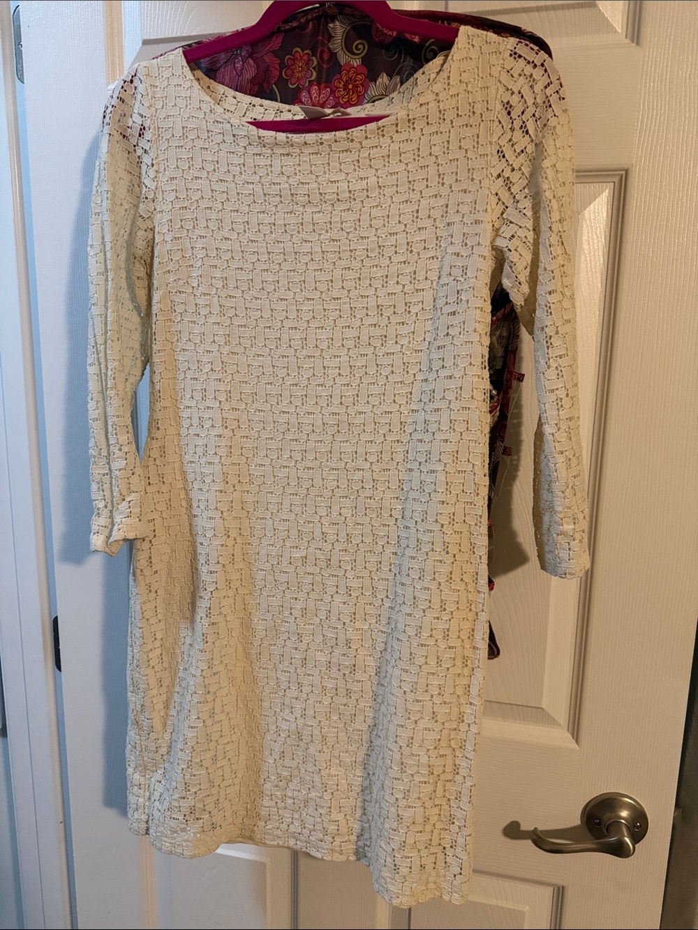Banana Republic Cream 3/4-Sleeve Lace Shift Dress